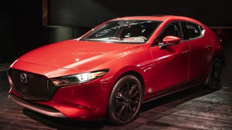 Mazda запазва годишната си прогноза въпреки тримесечната загуба