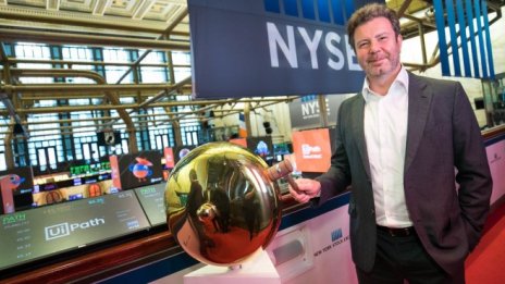 Румънският стартъп UiPath постигна оценка от 29 млрд. долара на Wall Street