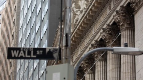 Притесненията на Фед изтриха ръстовете на водещите индекси в САЩ