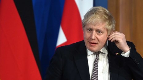 Джонсън бе глобен за Партигейт	