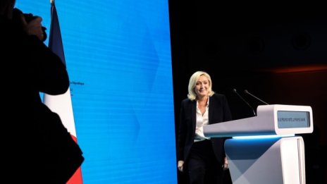 Ще изкара ли Льо Пен Франция от ЕС