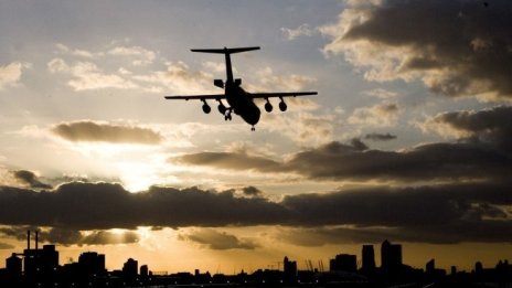 Авиокомпании могат да кандидатстват за 60 млн. лв. национално финансиране