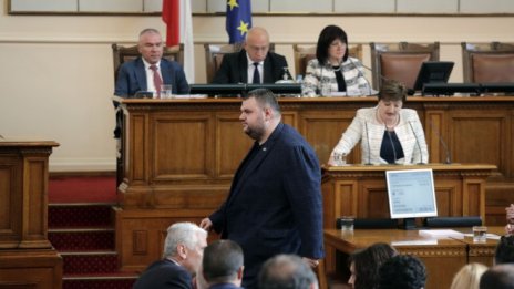 ДПС отвръща на ГЕРБ с предложение за нула лева партийна субсидия