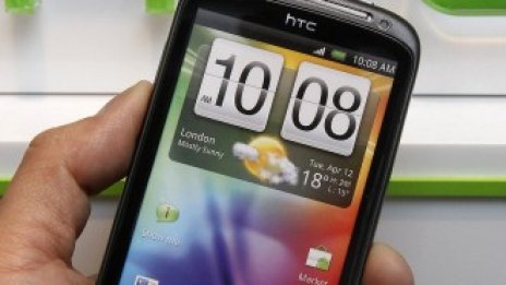 HTC с една трета спад на приходите и с две трети на печалбата за тримесечието