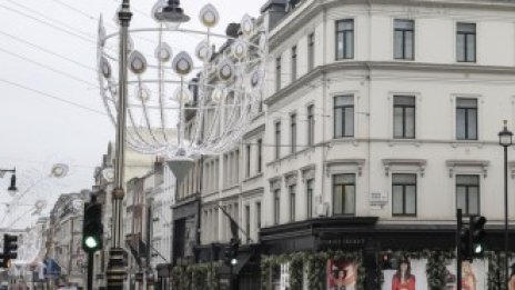 Новата блокада в Лондон нанася тежък удар на собствениците на търговски площи