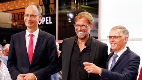 Таварес: Хората вече свикват с електромобилите