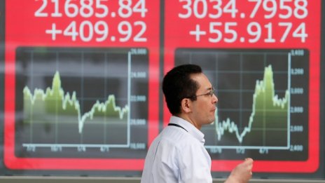 Hang Seng прибави над 400 пункта в очакване на заседанието на ЕЦБ