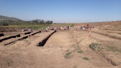 АПИ обяви обществена поръчка за археологическия обект край с. Градище