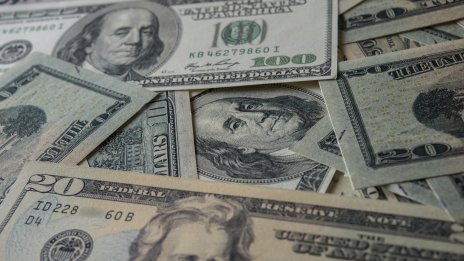 Има ли решение на ситуацията с нарастващия дълг на САЩ?