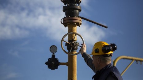 Не 60 000, а 37 400 мегаватчаса, не за три секунди, а през целия ден