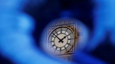 Лондон призовава ЕС да не разделя стоките от услугите в споразумението за Brexit