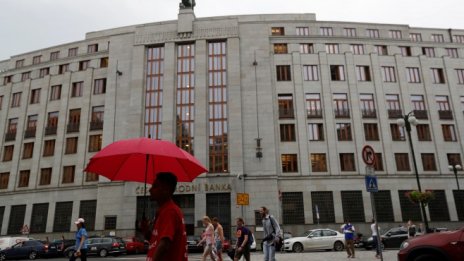 Чехия увеличава минималната заплата