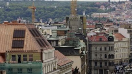 Купувачите на първо жилище в Централна Европа се задъхват заради високите цени