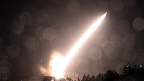 Иран изпраща балистични ракети на Русия въпреки предупрежденията на ЕС и САЩ