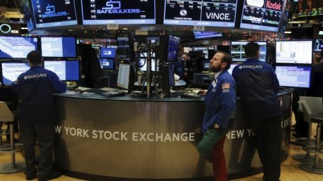 Dow изтри над 250 пункта