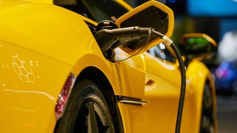 Продажбите на електромобили в Европа растат с над 70% през септември