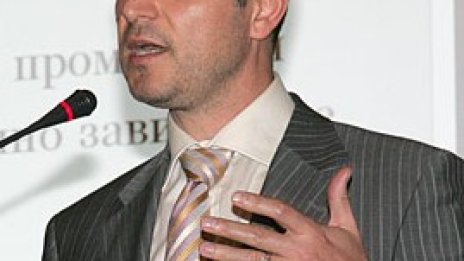 П. Дерменджиев: Време е за нови договорни фондове, в старите са останали боклуци