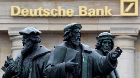 Deutsche Bank се извини на цяла страница в германските вестници