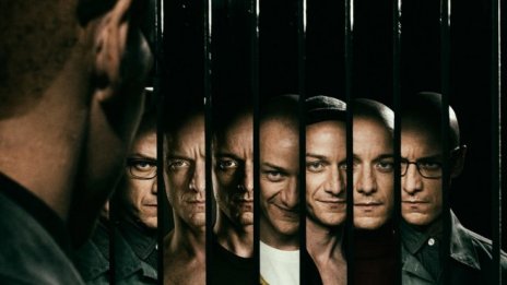 "На парчета" е начело на боксофиса в Северна Америка за трета поредна седмица