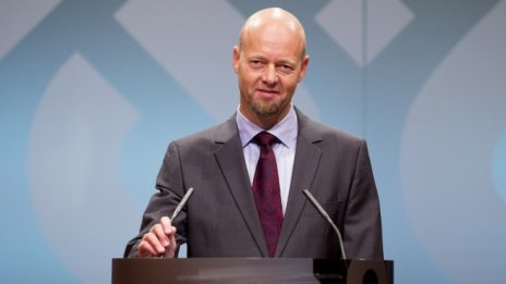 Норвежкият суверенен фонд ще инвестира в британската петролна и газова индустрия