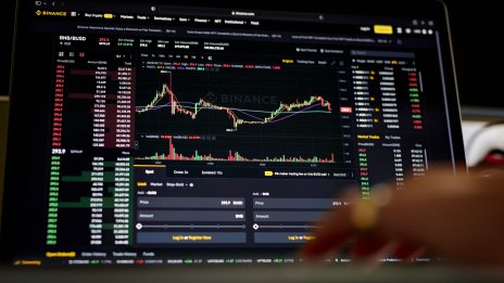 BNB затвърждава позицията на Чанпън Джао като най-богатия затворник в САЩ