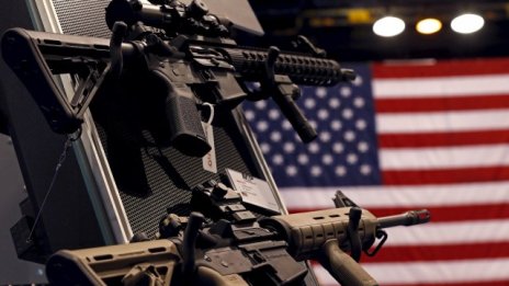 Защо инвеститорите в оръжейни производители обичат Обама