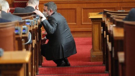 Депутатите одобриха повишение на детските надбавки от 1 април