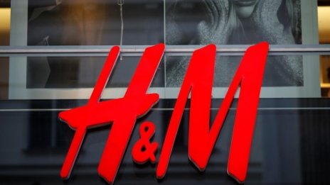 H&M поема по пътя на смяна на поколенията