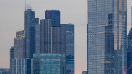 Строителството на нови офиси в центъра на Лондон се сви с 50% за шест месеца