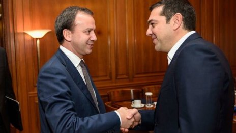 Гърция и Русия преглеждат икономическите си отношения