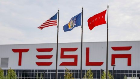 Tesla изпрати рекордно тримесечие 