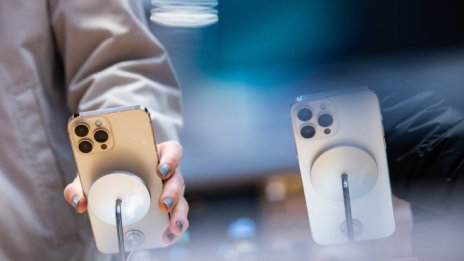 ЕС подготвя нови обвинения срещу Apple