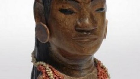 Дървена скулптура на Пол Гоген беше продадена на търг за над 11 млн. долара