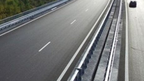 Подписан е договорът за 1,4-километровото трасе след тунел "Железница"