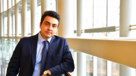 Директни плащания за напояване и опрашване поиска евродепутатът Момчил Неков