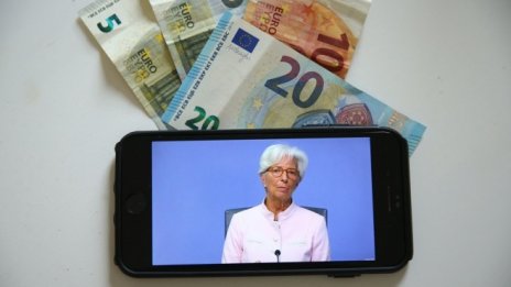 ЕЦБ затвърждава разхлабената парична политика?