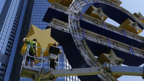 ЕЦБ поиска законови правомощия за регулиране на клиринга