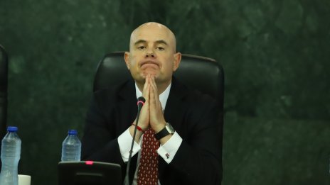 Прекратиха процедурата по първото предложение за освобождаването на Гешев