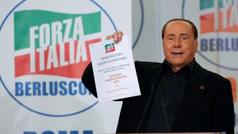 Силвио Берлускони се готви отново да влезе в политическия живот на Италия