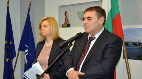 Папазов: Няма да отлагаме електронното управление за 2020 г.