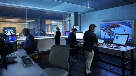 Близо 500 млрд. долара ще похарчат компаниите заради щети от пиратски софтуер