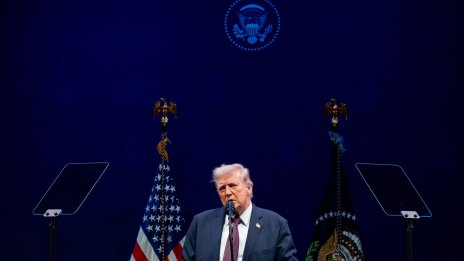 Тръмп се отказа да депортира нелегални южнокорейски работници, иска да обучават американци