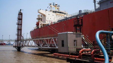 Свършват свободните танкери за транспортиране на втечнен газ 