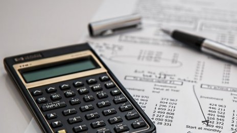 Индексите на оборота в услугите нарастват във всички сектори към септември