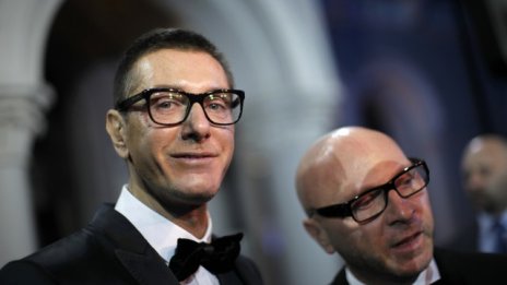 Дизайнерите Долче и Габана глобени с 343 млн. евро за укриване на данъци