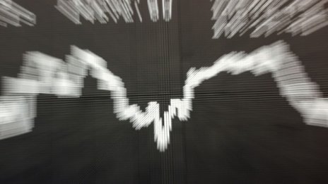 Европейските акции започват месеца на червено, все още притеснени за инфлацията