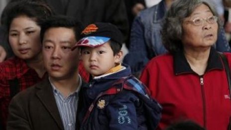 Населението на Китай се увеличава по-бавно, застарява и се урбанизира