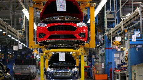 Защо автопроизводителите премахват малките коли от своето продуктово портфолио?