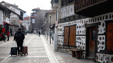 Посещенията на чужденци в България записват пореден скромен ръст през март