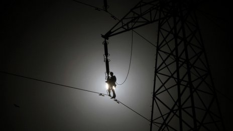 Украинската енергийна система отново е на прицел